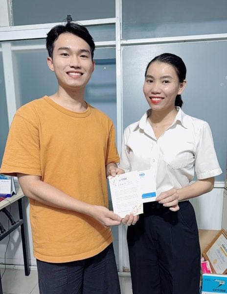 Khen thưởng phòng marketing tháng 12