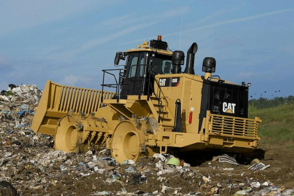 MÁY ĐẦM RÁC CATERPILLAR MODEL 826H, 826K