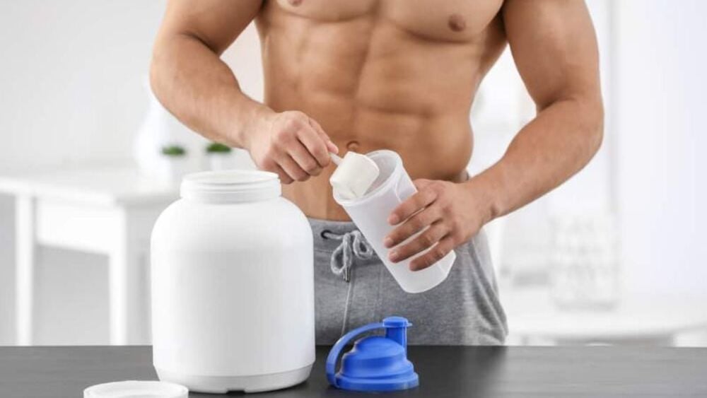 Uống whey protein có bị vô sinh không? - Giải đáp chi tiết