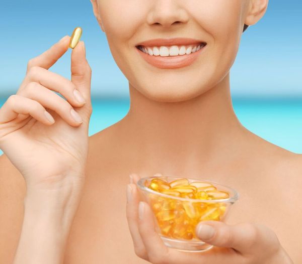 Người đang uống thuốc tránh thai không uống Omega 3-6-9