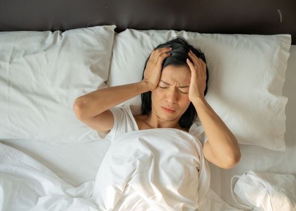 Mất ngủ khiến người bệnh khó ngủ vào ban đêm