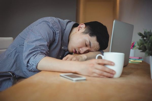 Hội chứng ngủ rũ khiến người bệnh ngủ gật đột ngột