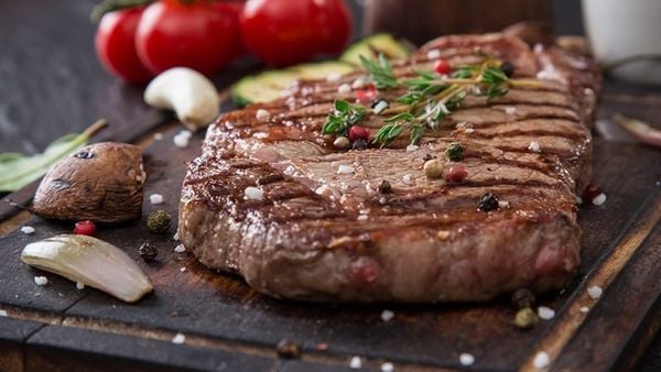 Thịt bò nạp cực kỳ giàu đạm