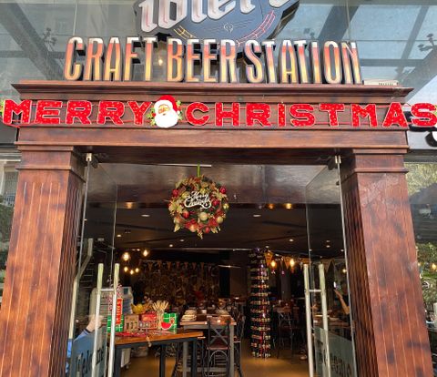 Không khí giáng sinh tuyệt vời tại iBiero Craft Beer