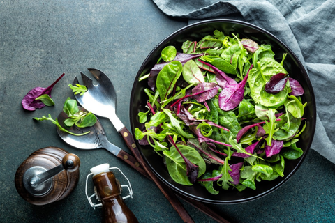 Tác dụng của việc ăn salad tới sức khỏe và sắc đẹp như thế nào?