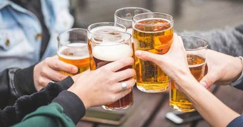 Văn hoá uống bia độc đáo của các nước trên thế giới