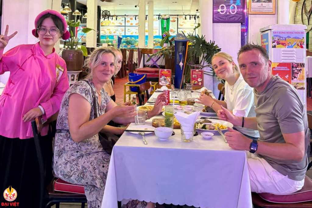 Top 5 Nhà Hàng Ngon Quận 1 - Trải Nghiệm Ẩm Thực Đẳng Cấp Ngay Tại Trung Tâm Thành Phố Hồ Chí Minh