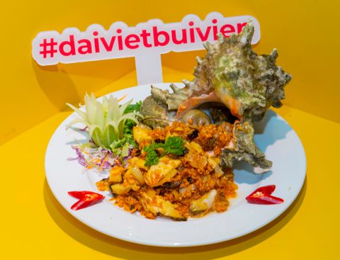 Late Night Food in Saigon: Where to Eat After Dark in District 1