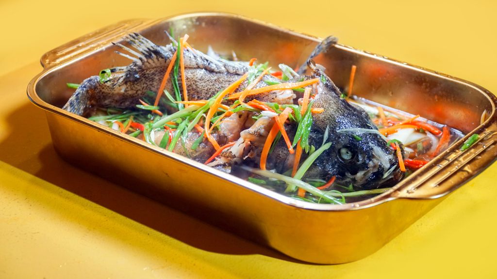 Hướng Dẫn Cách Làm Cá Bống Mú Hấp Hong Kong Ngon Chuẩn Vị