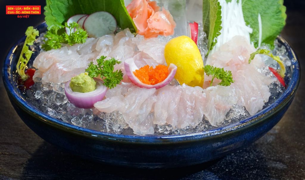 Daisy parrotfish sashimi - A delicious taste from the ocean