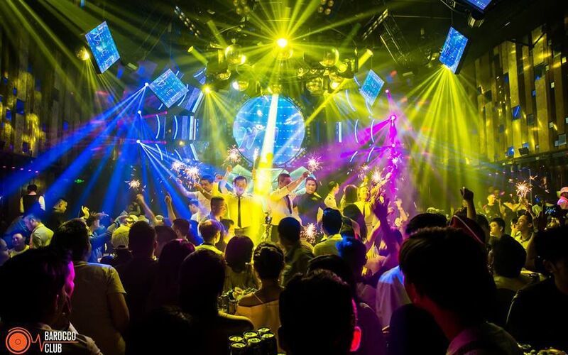 Khám Phá Nightlife Sài Gòn – Top 10 Quán Bar & Club Sôi Động Nhất Bạn Nên Thử