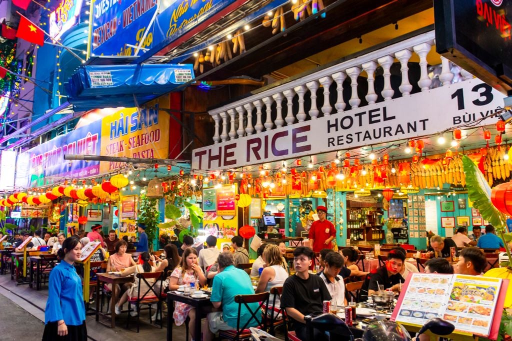 Cheap Hotel District 1: Why The Rice Hotel Is the Best Budget Stay