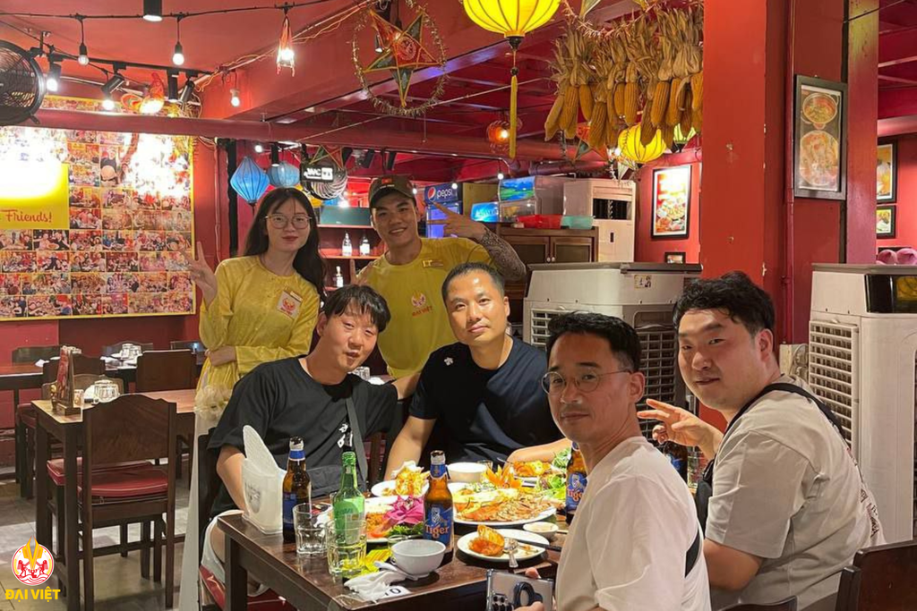 Blue Crab Season Is Here – Enjoy the Ultimate Ocean Flavor at Nong Thon Dai Viet Restaurant