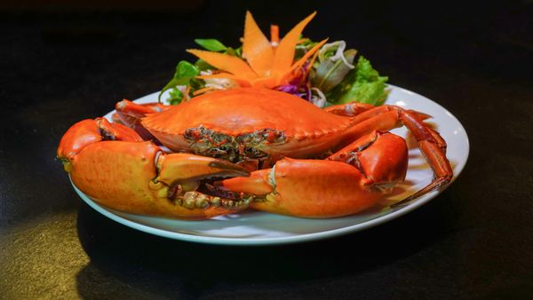 Cua Cà Mau hấp tại Đại Việt Restaurant