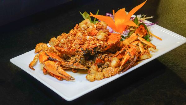 Cua Cà Mau cháy bơ tỏi