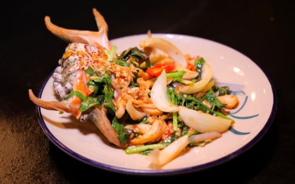 Các món ăn tại nhà hàng Đại Việt có giá cả hợp lý