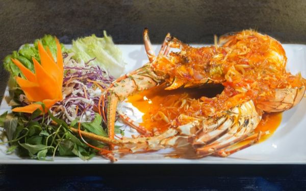 Tôm hùm tại Đại Việt được chế biến theo công thức đặc quyền
