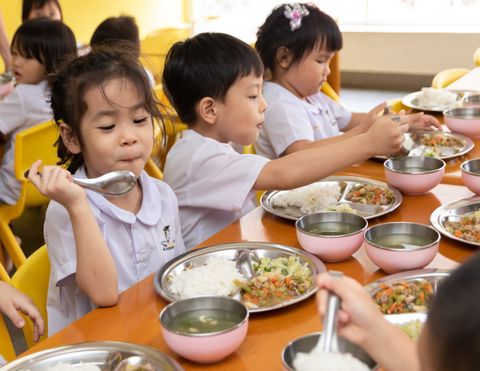 Vai trò dinh dưỡng hợp lý đối với trẻ mầm non