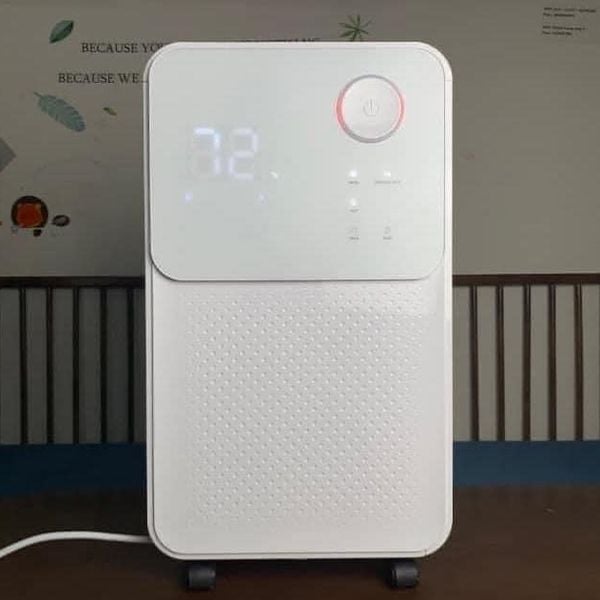Máy hút ẩm kiêm lọc không khí Ultty Luk016