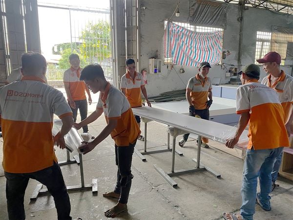 Kiểm tra, đóng gói và giao hàng