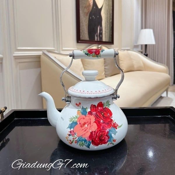Ấm đun bếp từ The Pioneer Woman Cheerful Rose 1.8L Dung Tích 1.8L – Phù Hợp Cho Mọi Nhu Cầu