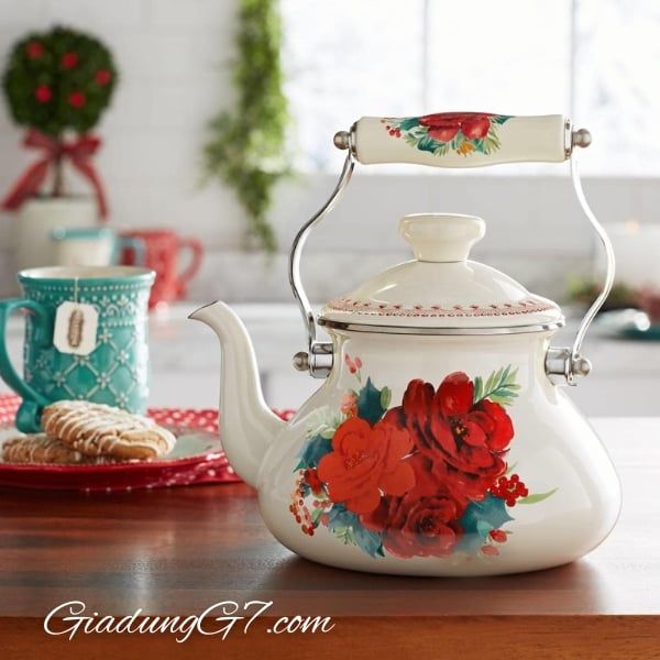 Ấm đun bếp từ The Pioneer Woman Cheerful Rose 1.8L Thiết Kế Hoa Nền Trắng Rực Rỡ