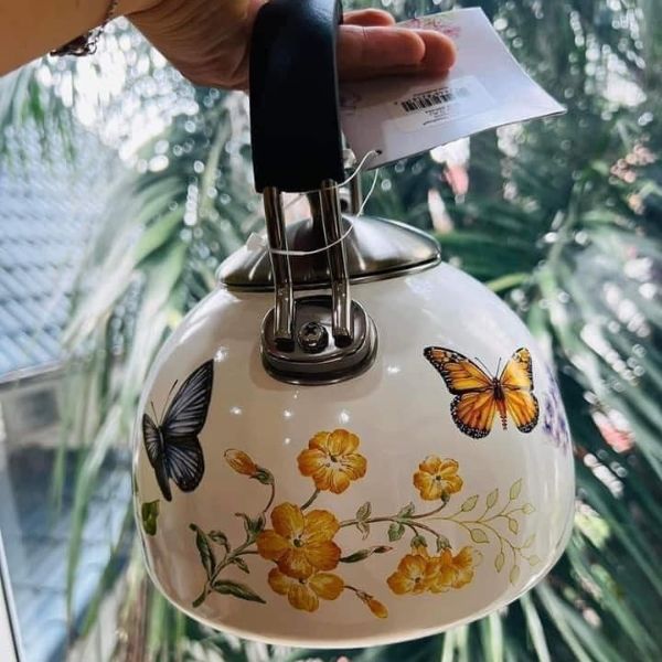 Ấm đun bếp từ thổi sáo Lenox Butterfly Meadow 1.89 lít hoa tím 886454