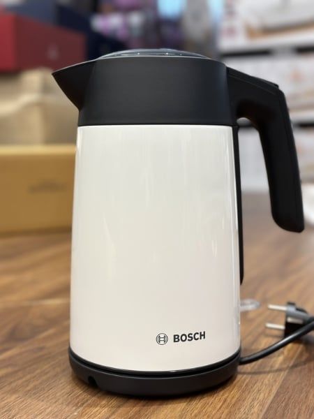Ấm siêu tốc Bosch TWK7L461 - Trải nghiệm sự hoàn hảo với mỗi tách trà.