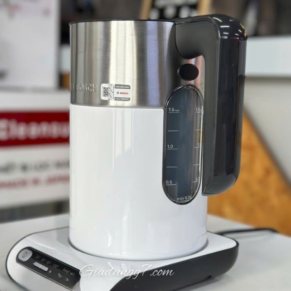 Ấm Siêu Tốc Bosch TWK8611P Dung tích 1,5 lít