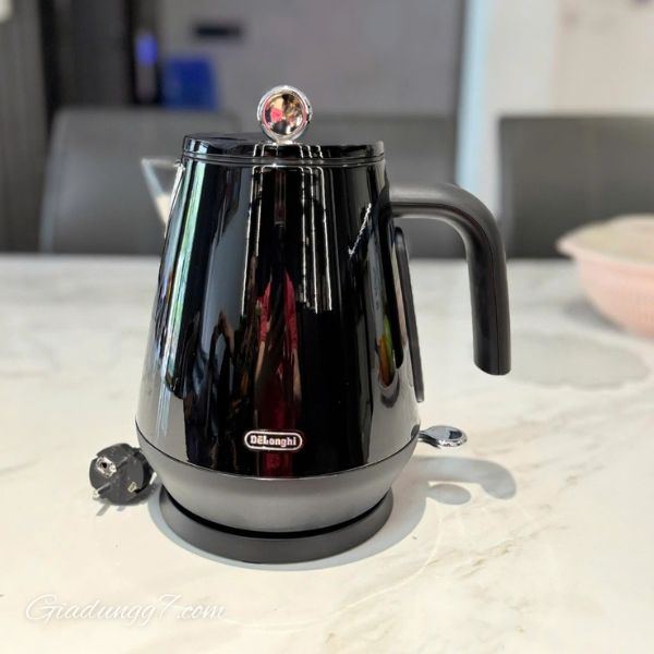 Ấm siêu tốc Delonghi Eclettica KBY2001 1,7L Biến hóa phong cách theo tâm trạng của bạn