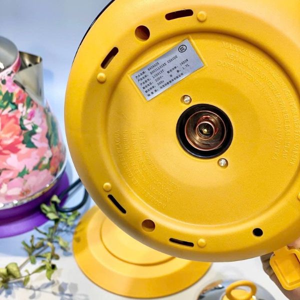 Ấm siêu tốc Magrace Paris 1.7L Chất liệu kim loại cao cấp, an toàn cho sức khỏe