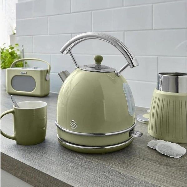 Ấm siêu tốc Swan Retro 1.8L Tay cầm mạ crôm và nắp trong suốt
