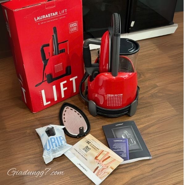 Bàn là hơi nước Laurastar Lift Original Red Chất lượng Thụy Sĩ – Biểu tượng của sự bền vững và tinh xảo