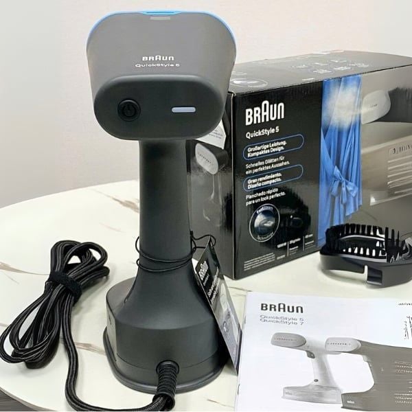 Bàn là hơi nước cầm tay Braun GS5031BL Thiết Kế Nhỏ Gọn và Nhẹ - Dễ Sử Dụng và Tiện Lợi Cất Giữ