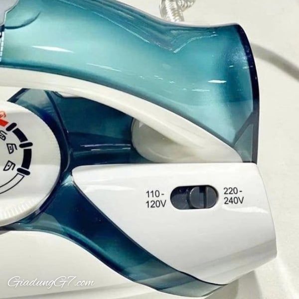 Bàn là hơi nước mini Silvercrest SDBRK 1000 A1 Dùng để ủi hơi nước và ủi khô
