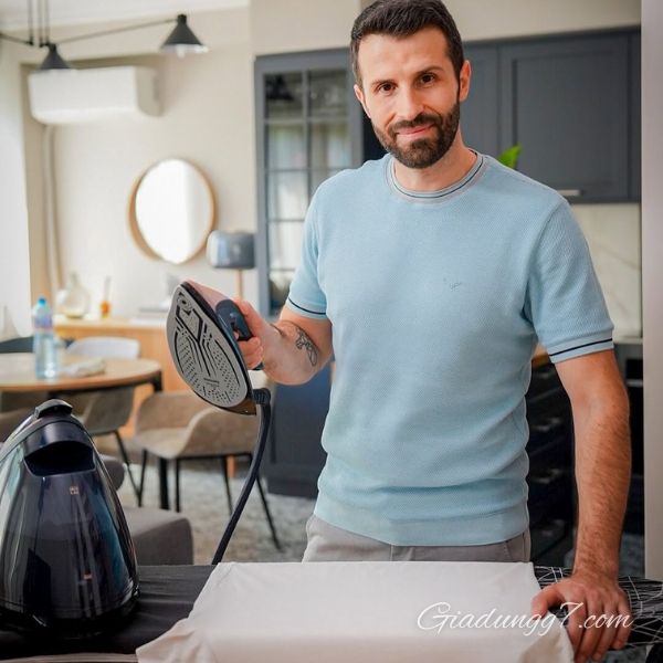 Bàn là hơi nước Philips PerfectCare PSG9030/20 Công nghệ ActiveSense: Một cải tiến giúp ủi đồ dễ dàng hơn