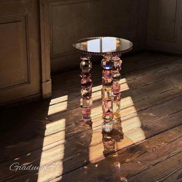 Bàn pha lê góc Reflections Copenhagen Azalea Model 2025