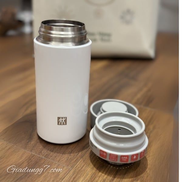 Bình giữ nhiệt pha trà Zwilling Thermo 420ml Lớp cách nhiệt hai lớp làm bằng thép không gỉ 18/10.