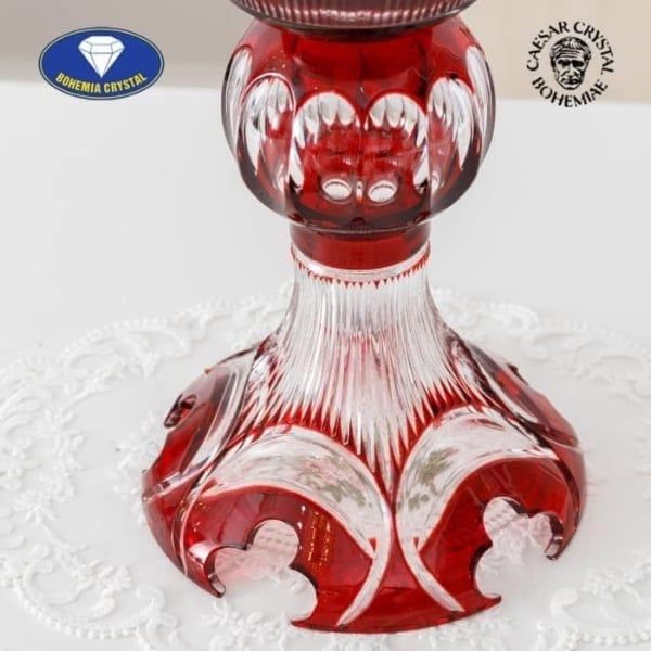 Bình hoa pha lê cúp Bohemia cao 50.5cm với Màu đỏ tượng trưng cho điềm lành, may mắn