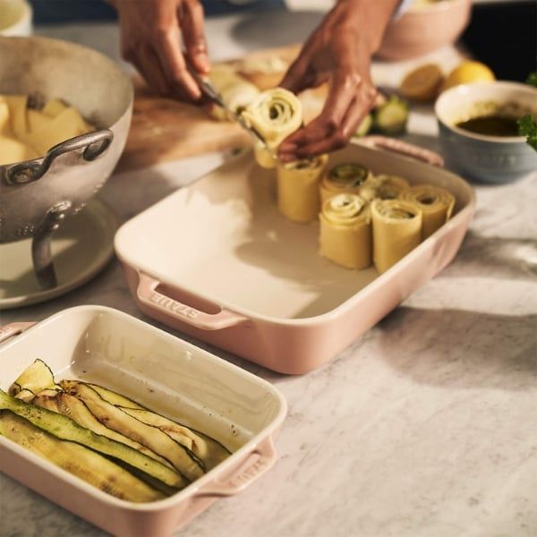 Bộ 3 khay nướng Staub Có thể sử dụng để nấu ăn và phục vụ trong lò nướng, bếp, tủ đông, tủ lạnh