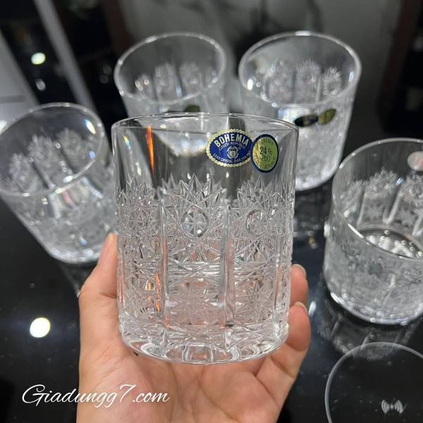 Set 6 cốc pha lê mài Bohemia M57 320ml Chất liệu pha lê lấp lánh