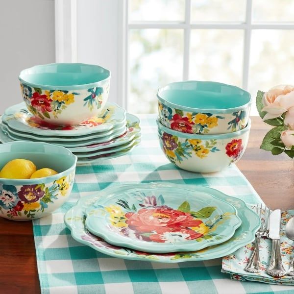 Bộ bát đĩa gốm The Pioneer Woman Sweet Romance Blossom Kết Hợp Hoàn Hảo Với Các Sản Phẩm Khác Trong Bộ Sưu Tập