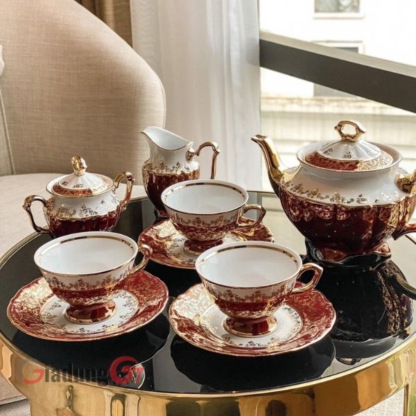 Bộ cà phê sứ Tiệp Royal Czech Porcelain đỏ dây vàng 15 món phong cách Châu Âu