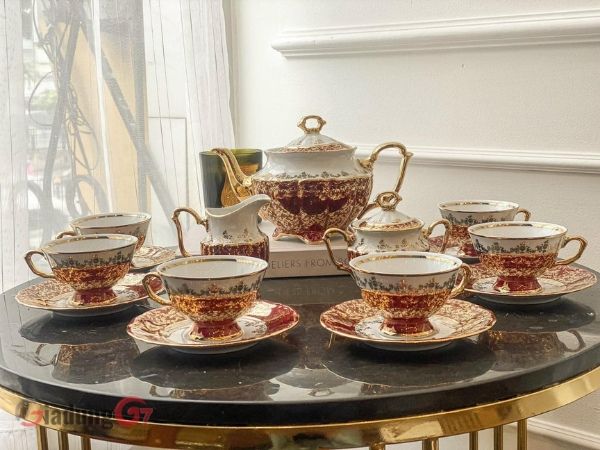 Bộ cà phê sứ Royal Czech Porcelain đỏ dây vàng 15 món chất liệu cao cấp và bền màu