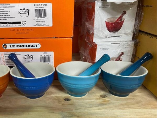 Bộ chày cối Le Creuset 11,5 cm màu xanh dương Có khả năng chịu nhiệt độ cao, giữ hương lâu