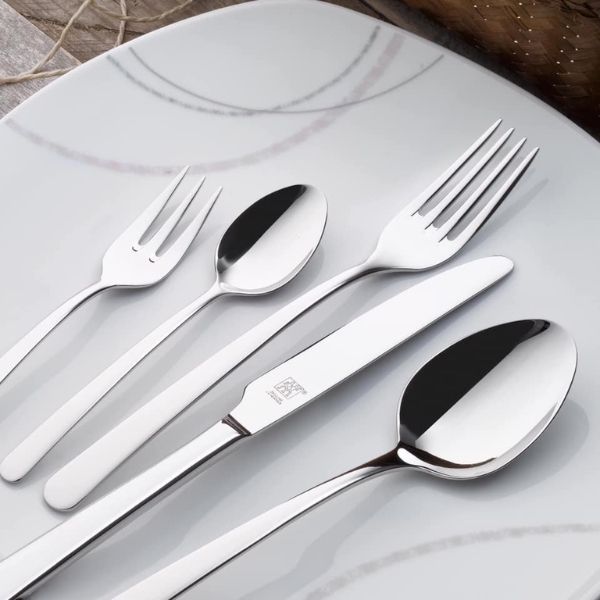 Bộ dao thìa dĩa Zwilling King 30 món Được làm bằng thép không gỉ 18/10 bền bỉ
