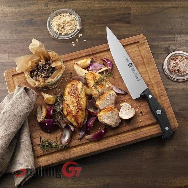 Bộ dao Zwilling Gourmet 6 món đảm bảo cho bạn những lưỡi dao sắc nhọn, phục vụ bếp hoàn hảo
