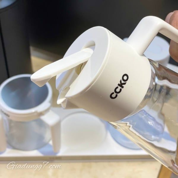 Bộ đựng gia vị CCKO thủy tinh cao cấp 4 món  Sẵn 2 màu: màu đen và màu trắng