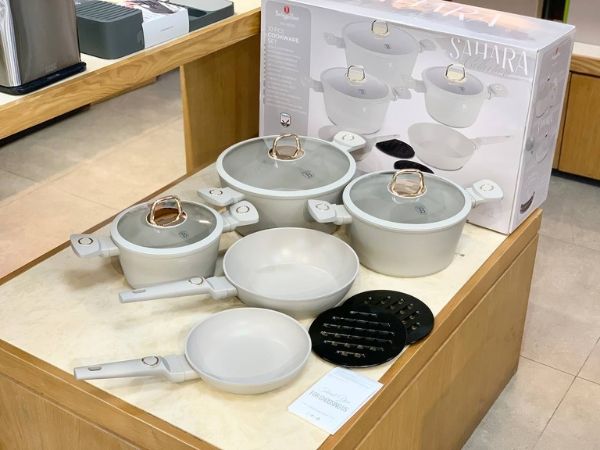 Bộ nồi Berlinger Haus BH/8080 5 món 10 chi tiết màu kem với Lớp phủ titan ba lớp