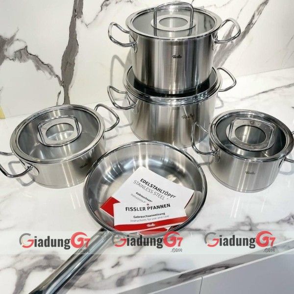 Bộ nồi Fissler Original Profi 5 món (4 nồi, 1 chảo) có Tay cầm cực kì chắc chắn và cách nhiệt tốt